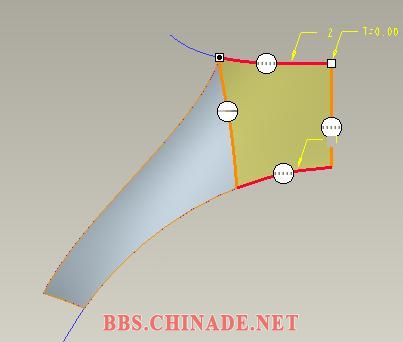 四边面，一边相切如图